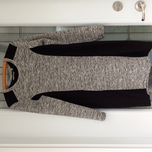 Athleta Gap Size M Midi Grey+Black Long Slv Pockets Stretchy Dress Excel. Cond. - Picture 1 of 9